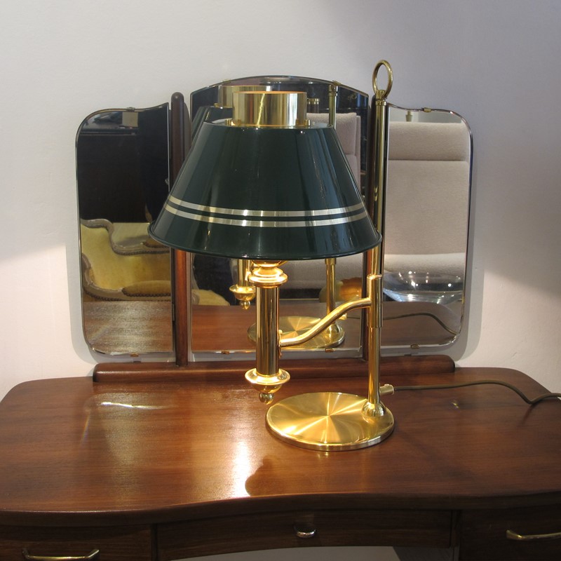 Swedish 70s Large brass bracket desk table lamp-les-trois-garcons-img-29777-main-637987636283397523.jpg