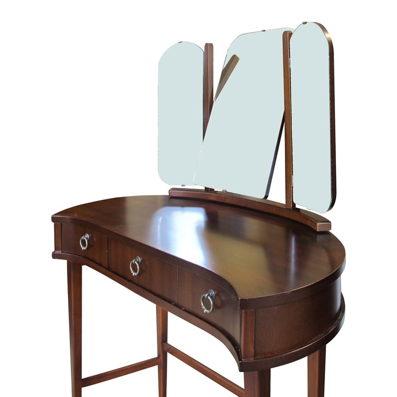1940S Scandinavian Vanity Dressing Table With Its Triptych Mirror-les-trois-garcons-img-37845-main-638187272008813842.jpg