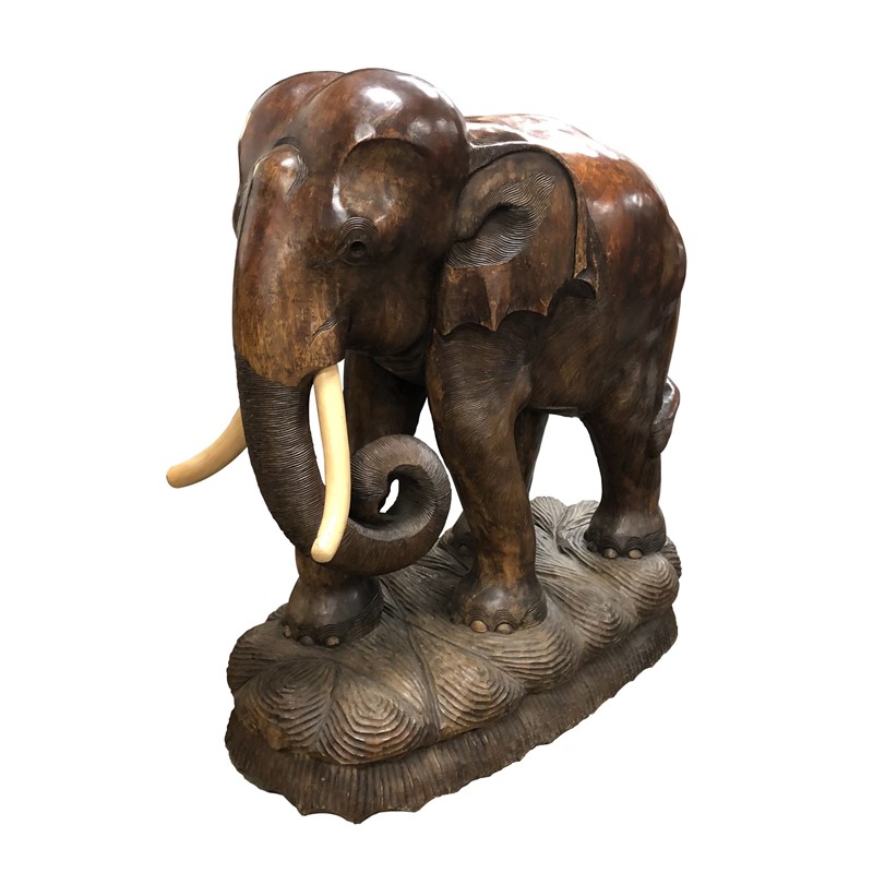 A pair of carved wood elephants sculptures, 20th C-les-trois-garcons-img-735942-scaled-main-637612488995028876.jpg