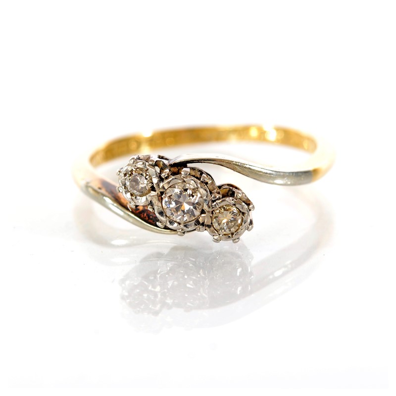 18ct gold and diamond three-stone ring-leslie-baggott-lb14411-2-main-637721363696128266.jpg