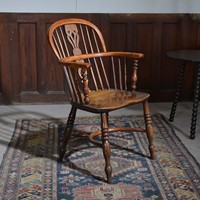 Yew and elm Windsor chair