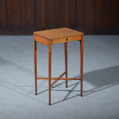 Georgian Satinwood Lamp Table