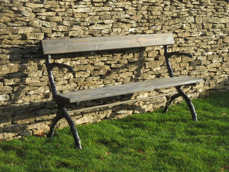 Antique garden seat-lichen-garden-antiques-1748-antique-garden-bench-copy-main-637746600772449904.jpg