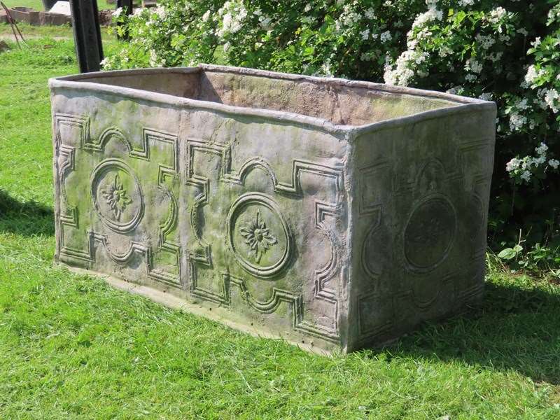 4Ft Long Antique Lead Cistern-lichen-garden-antiques-1898-antique-lead-planter-for-the-garden-main-638202034649760310.jpeg