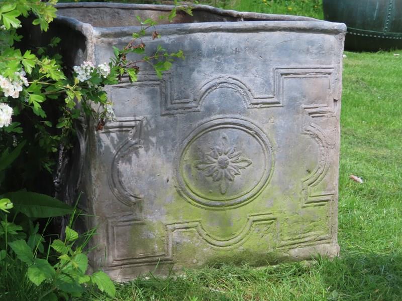 4Ft Long Antique Lead Cistern-lichen-garden-antiques-1898-old-lead-cistern-garden-antique-main-638202035060833328.jpeg