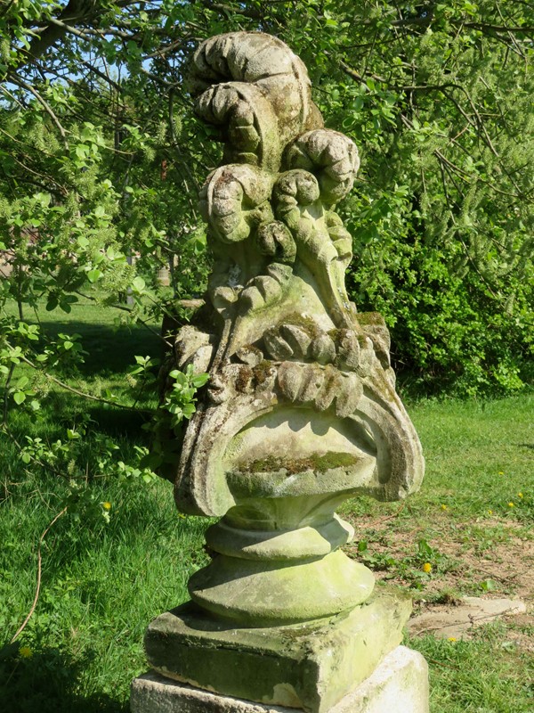 Pair of 18thC stone finials almost 5ft high-lichen-garden-antiques-img-3371-main-637229867833000635.jpg