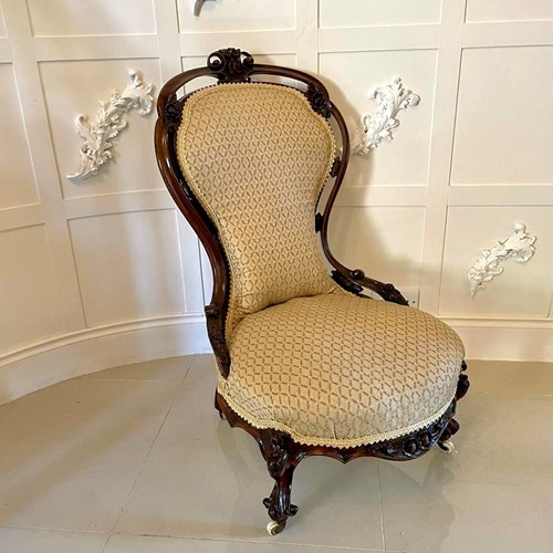 Antique Outstanding Victorian Carved Walnut Ladies Chair
