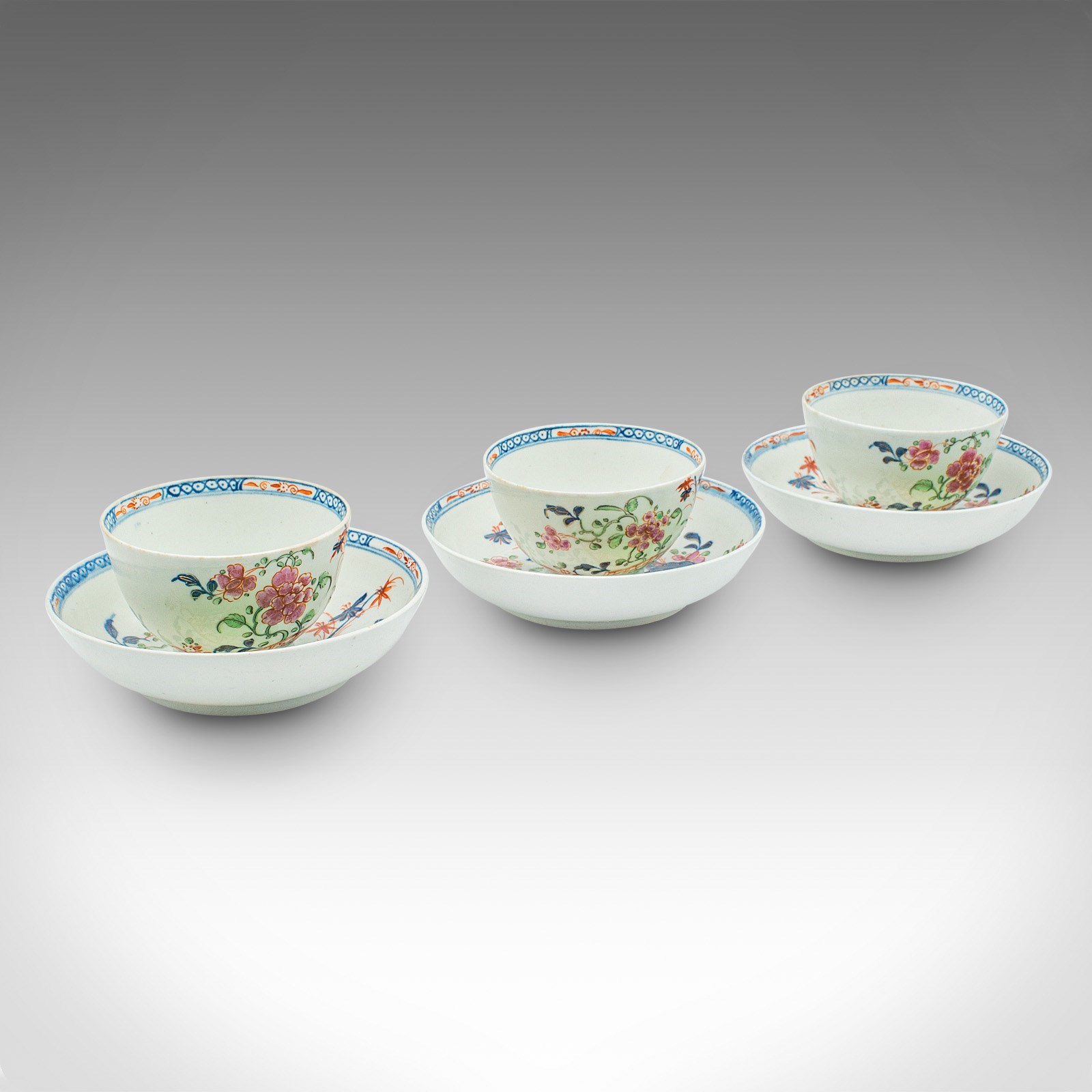 Antique Trio Of Small Oriental Teacups, Chinese Ceramic, Famille Rose,  Victorian - Decorative Collective