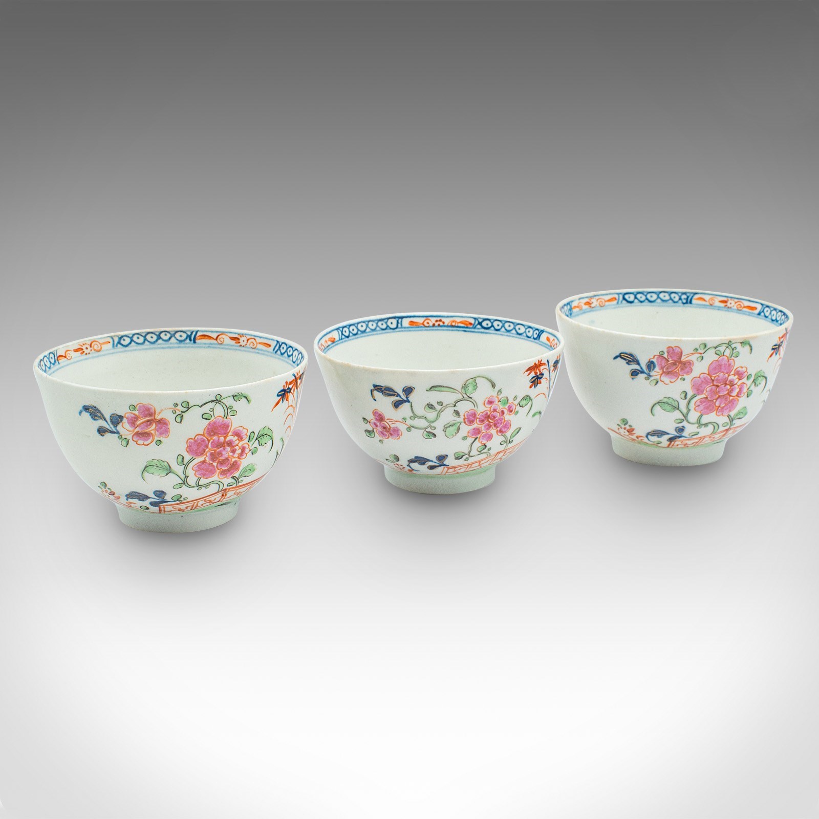 Antique Trio Of Small Oriental Teacups, Chinese Ceramic, Famille Rose,  Victorian - Decorative Collective