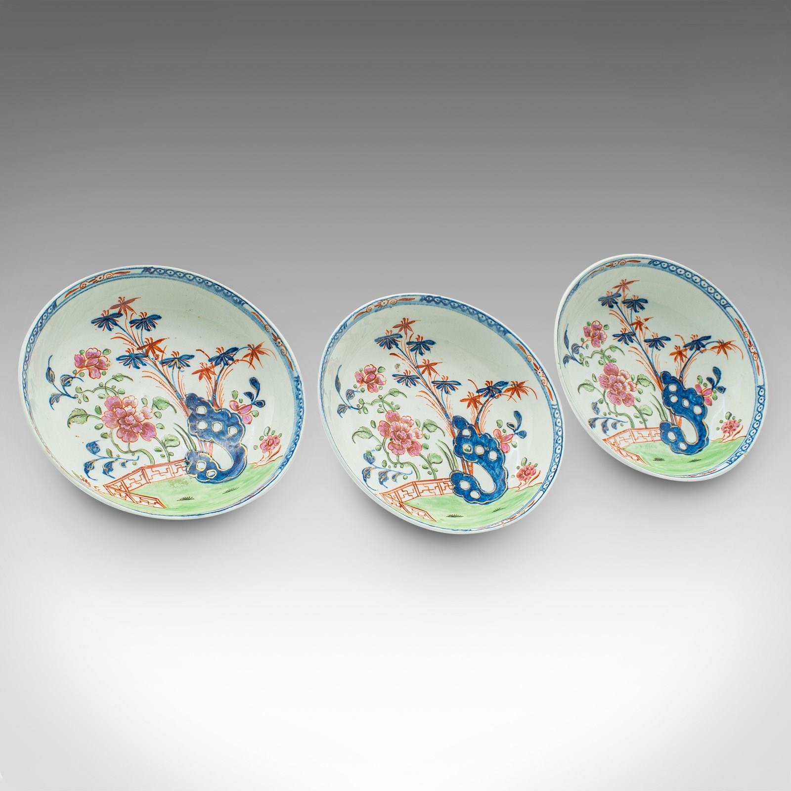 Antique Trio Of Small Oriental Teacups, Chinese Ceramic, Famille Rose,  Victorian - Decorative Collective