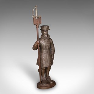 Antique Beefeater Fireside Companio...