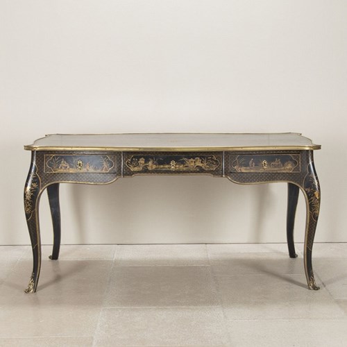 19Th Century Louis XV Style Chinoiserie Bureau Plat