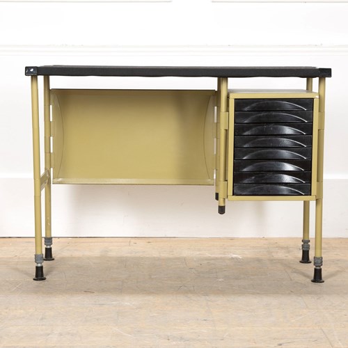 20Th Century Italian Olivetti 'Spazio' Desk