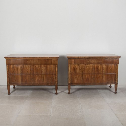 Pair Of 19Th Century Italian Walnut Commodes