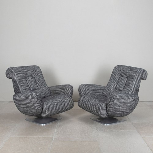 Pair Of Mid-Century Italian Space Age Armchairs