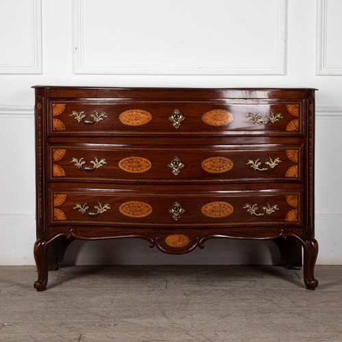 18Th Century Serpentine Front Commode