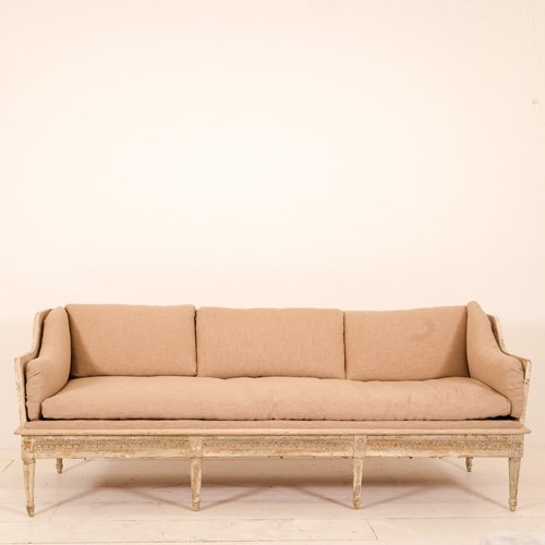 Swedish 2M Tragsofa