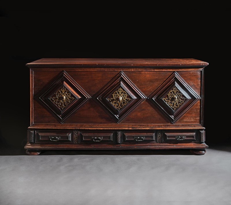 Imposing 17th Century Portuguese Colonial Mahogany-loveday-2-lighter-large-1622125126wlc6a-main-637577325955847733.jpg