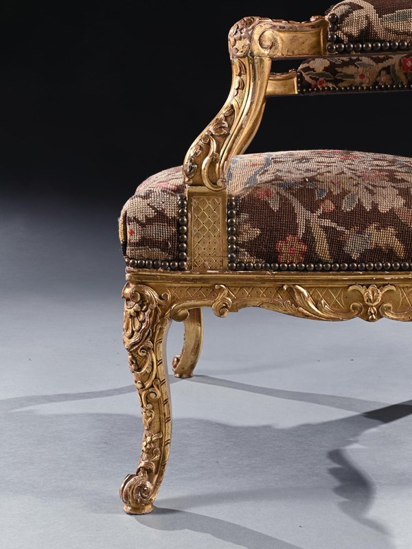 Fine 18Th Century French Regence Period Giltwood Armchair Fauteuil-loveday-7-large-2-main-638102572159301747.jpg