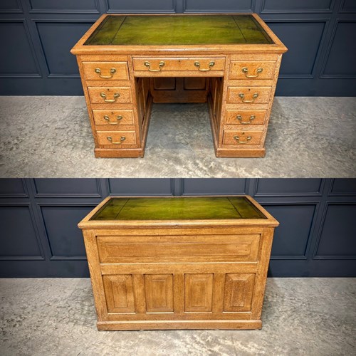 Freestanding Oak Kneehole Desk