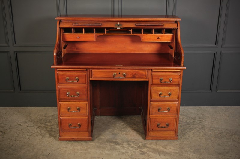 American Walnut Roll Top Desk-lt-antiques-fullsizeoutput-3198-main-637709198869655622.jpeg