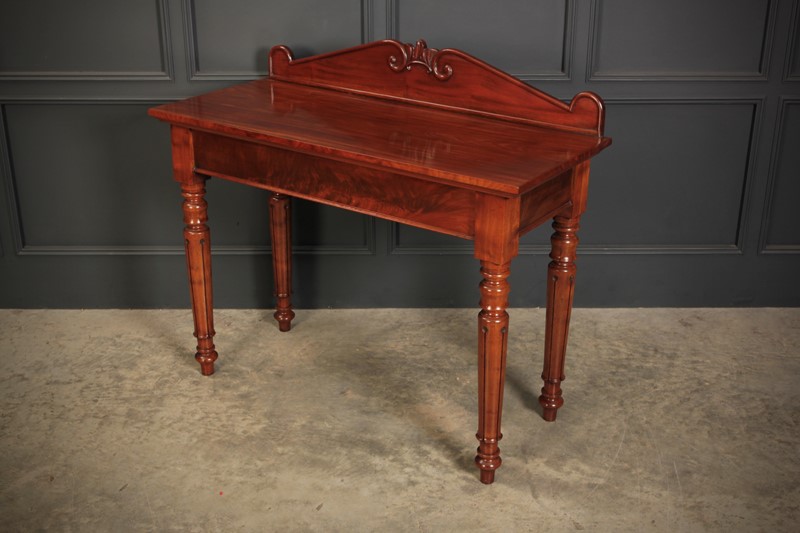 William IV Mahogany Side Table-lt-antiques-fullsizeoutput-354a-main-637797359600374453.jpeg