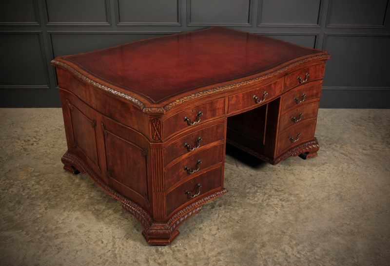 Large Serpentine Shaped Mahogany Partners Desk-lt-antiques-fullsizeoutput-4009-main-638002178675218066.jpeg