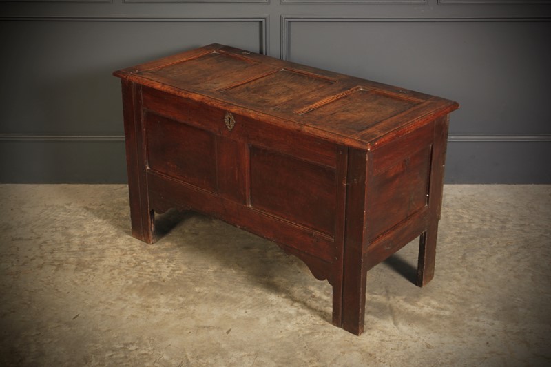 17th Century Solid Oak Blanket Box-lt-antiques-fullsizeoutput-403f-main-638003085470787303.jpeg