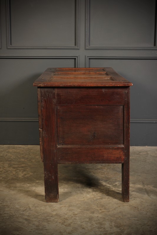 17th Century Solid Oak Blanket Box-lt-antiques-fullsizeoutput-4045-main-638003085625941539.jpeg