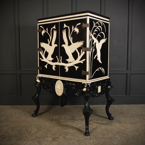 Black Lacquered Cocktail Cabinet 