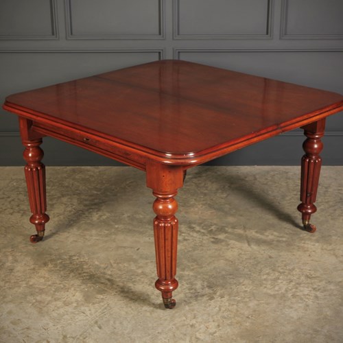 Victorian Mahogany Extending Dining Table