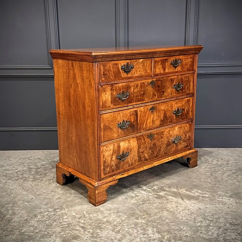 18Th Century Walnut Chest Of Drawers
