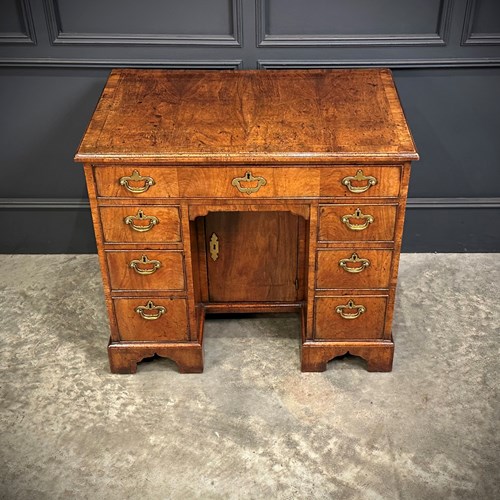 18Th Century Walnut Kneehole Desk