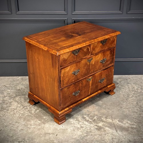 18Th Century Queen Anne Walnut Chest Of Drawers