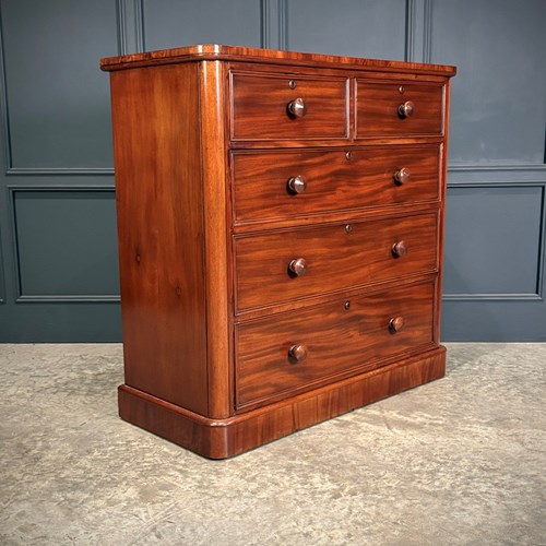 Victorian Mahogany Chest Of Drawers