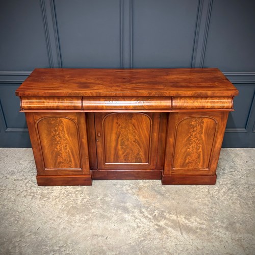 Victorian Mahogany Sideboard