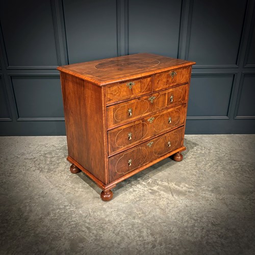 Fine William & Mary Walnut Chest Of Drawers