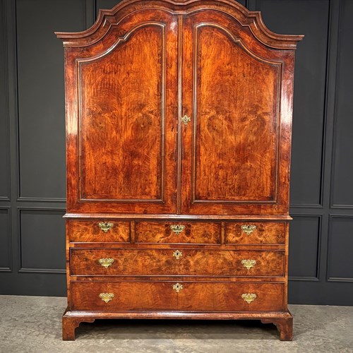 Large 18Th Century Dutch Walnut Cabinet