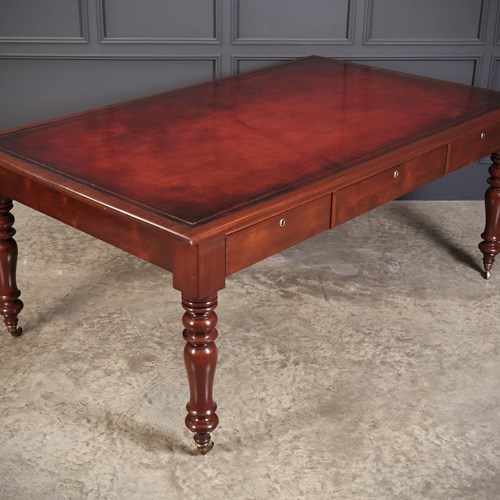Large Early Victorian Mahogany & Leather Partners Writing Table