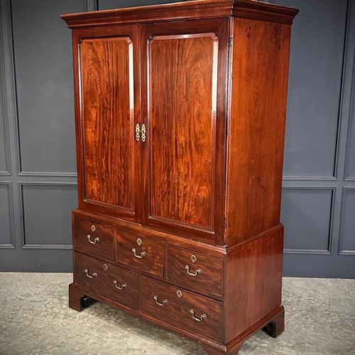 Georgian Mahogany Gentlemans Wardrobe