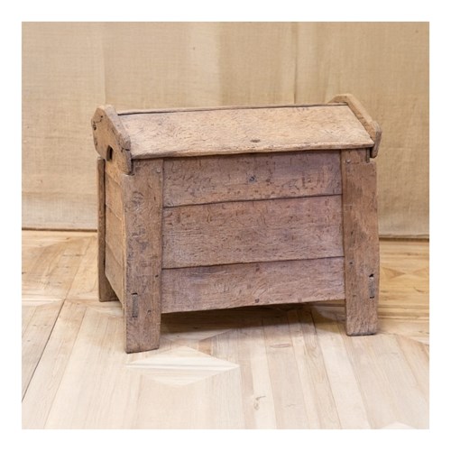 Oak Clamp Front Ark / Coffer 