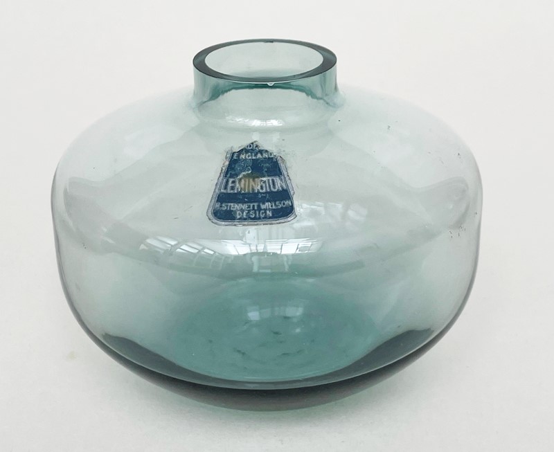Small soda glass vases-lv-art-design-leamington-small-glass-vase-main-637644476197909033.jpg
