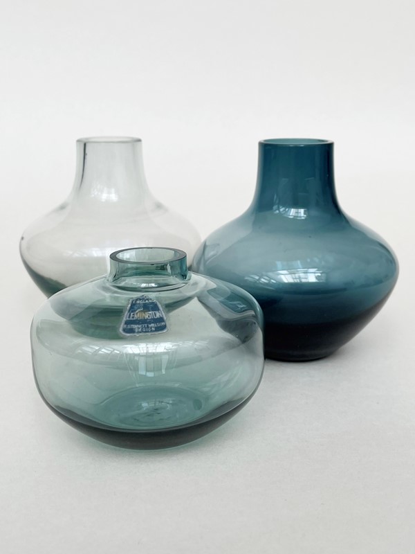 Small soda glass vases-lv-art-design-small-glass-vases-3-main-637644475769317978.jpg