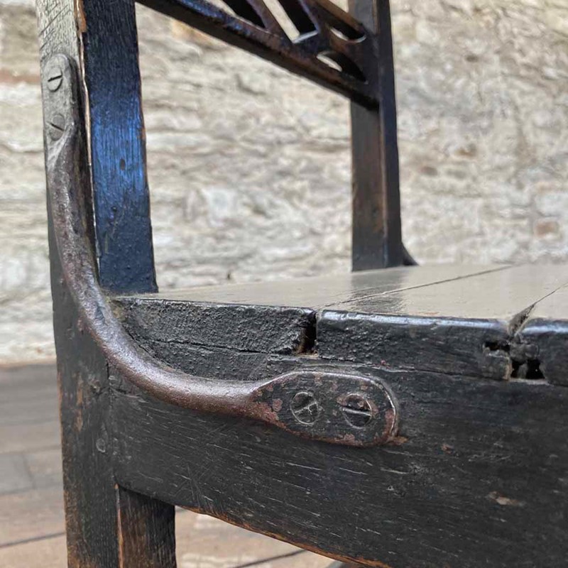 Antique Welsh child's rocking chair-marc-kitchen-smith-ks7411-img-3146-1000px-main-637737921927244932.jpg