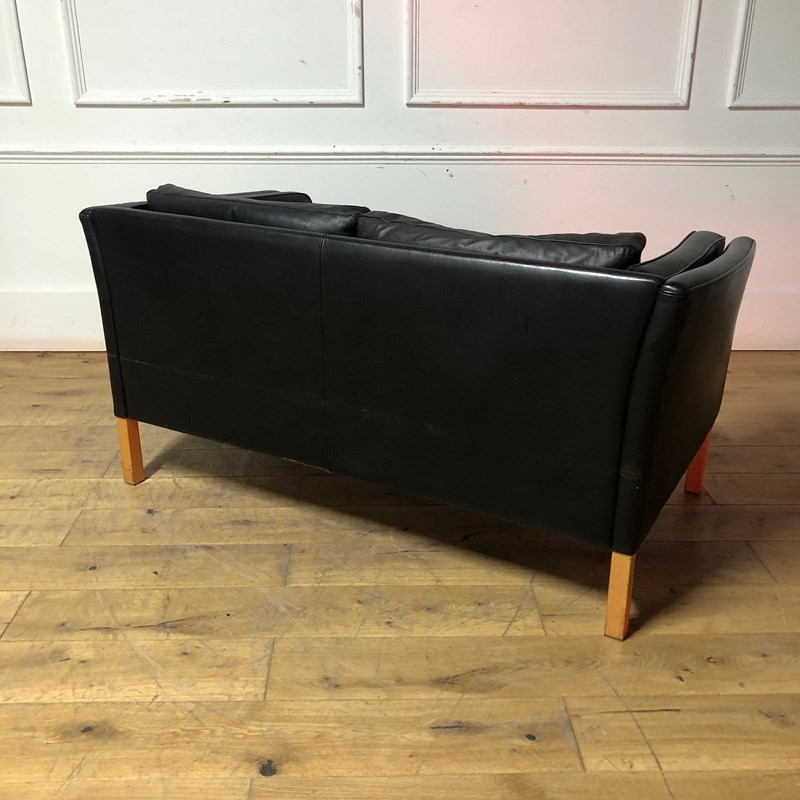 A 60’S Danish Leather Sofa -marchand-antiques-f07c3fdd-9f6b-4bee-b56d-61dca83c30af-main-638049730362868539.jpeg