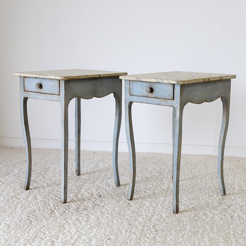 A Pair Of Swedish Style Side / Bedside Tables 