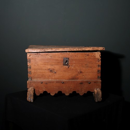 Early Pine Chest