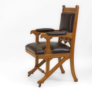 Antique Gothic Revival Ash & Leathe...