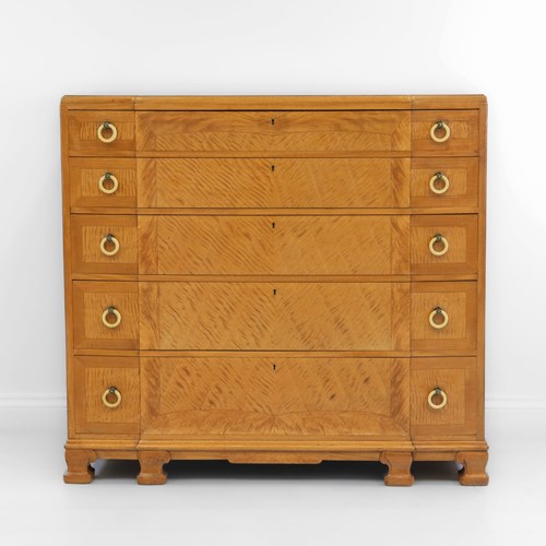 Art Deco Figured Maple Chest Of Drawers Circa 1930 Fine Quality