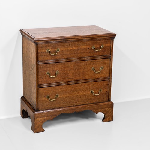 Antique Edwardian Small Oak Chest Of Drawers Circa 1900